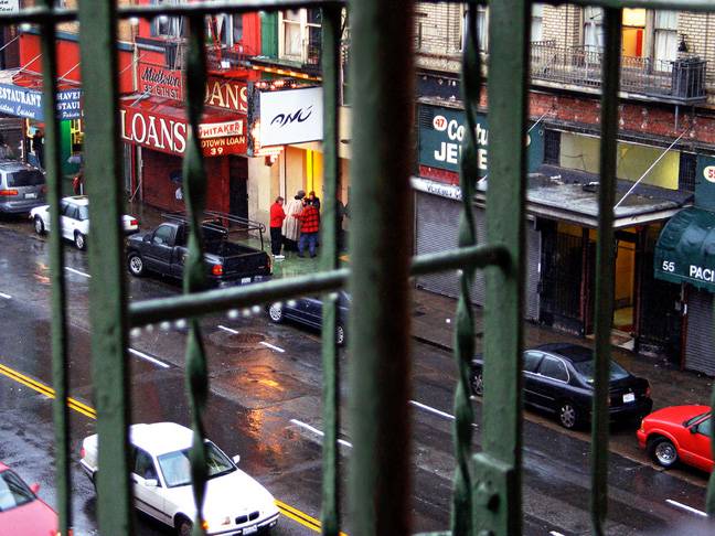 File:Rainy-6th-Street--2.jpg