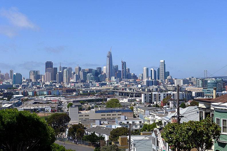 File:May-28-2017-view-north-from-Potrero-Hill 1100445.jpg
