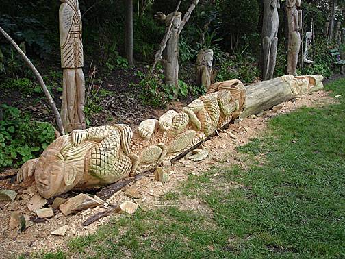 File:Cayuga-carving6292.jpg