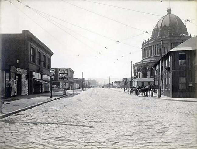 File:City-Hall-Avenue 1910.jpg