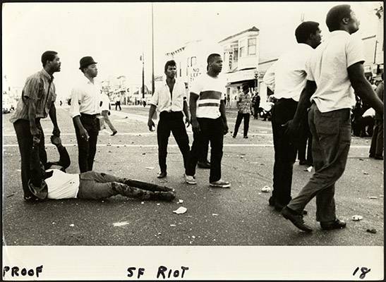 File:Protesters in the 1966 Bayview-Hunters Point riots AAK-1648.jpg