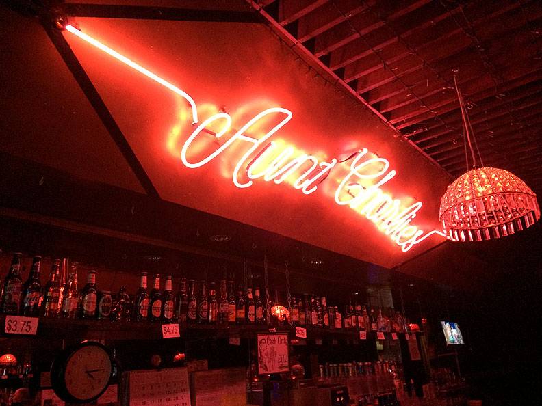 File:Charlies3 cc.jpg