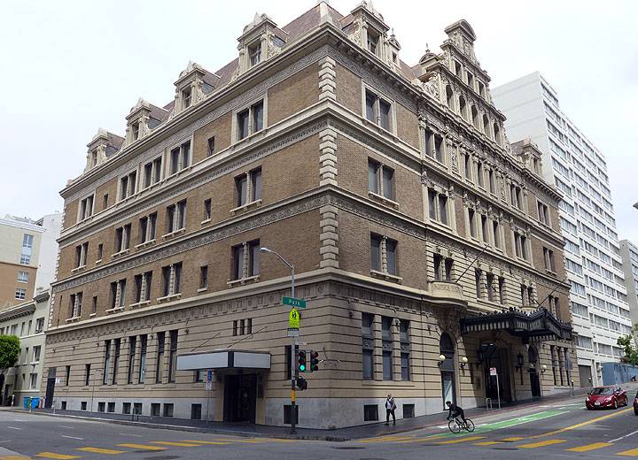 File:California-Hall P1100348.jpg