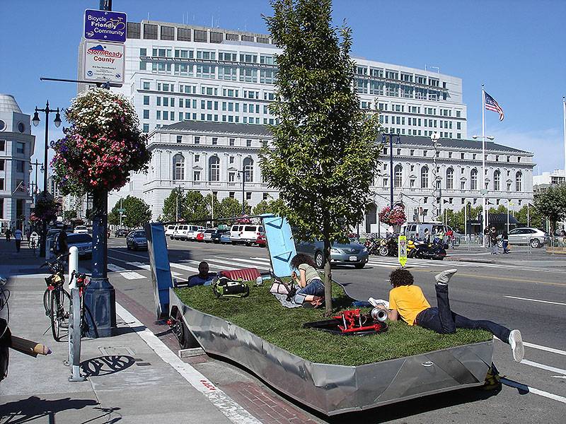 File:Parking-day-float-2007 7369.jpg