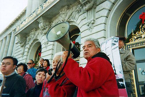 Bill-sorro-at-eviction-defense-rally.jpg