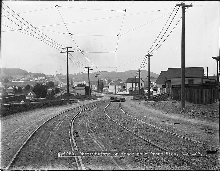 File:Track-Obstructions-near-Ocean-View-During-Strike- May-28-1907 U01282.jpg