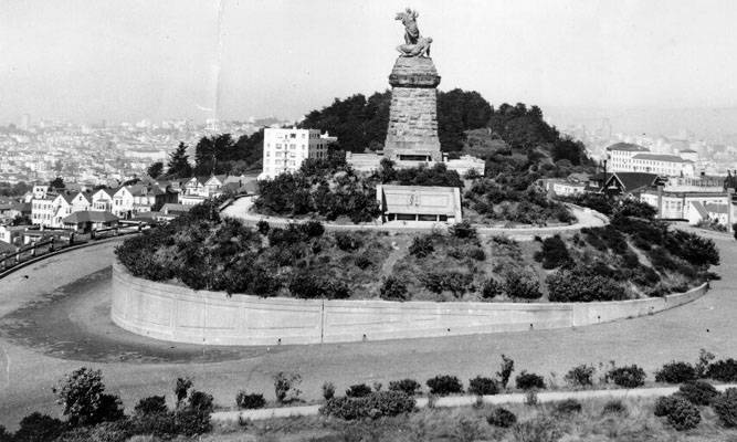 File:Triumph of light 1947 AAA-9623.jpg