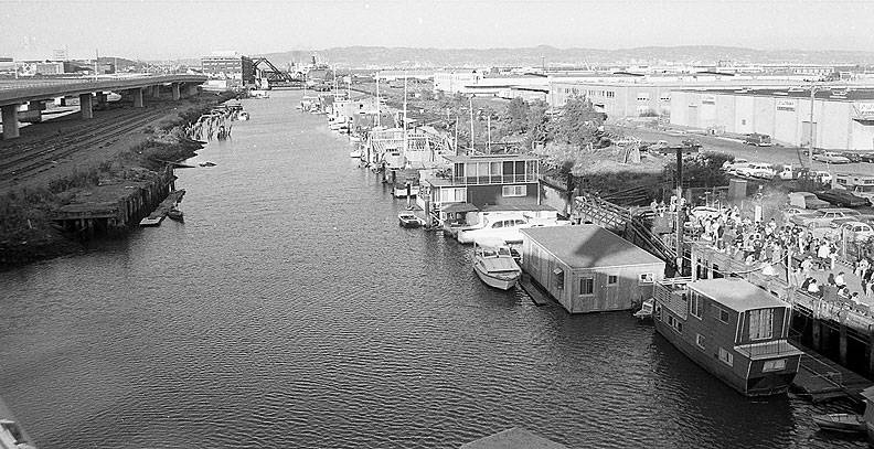 File:Buryn Mission-Creek-w-fwy-and-party-early-1980s-img058.jpg