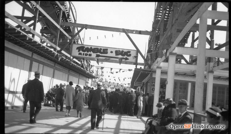 File:Playland at the Beach circa 1927 opensfhistory wnp4 wnp4.1036.jpg