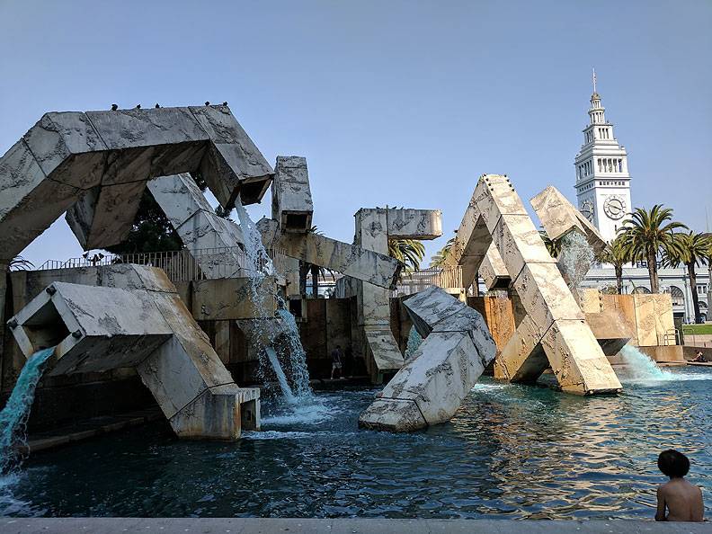 File:Vaillancourt-Fountain 20170901 154656.jpg