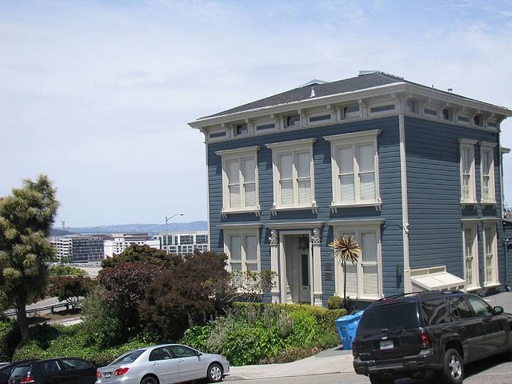 File:Richards-house-w-mission-bay 2094.jpg