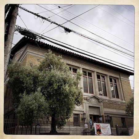 File:Noe valley public library branch apr 2025-LisaRuth Elliott.jpg