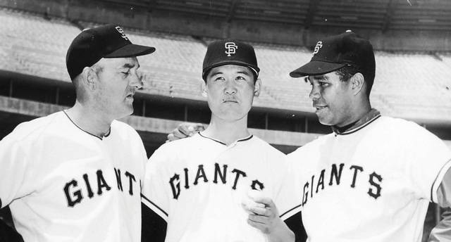 File:Mashi1 with Tom Haller and Juan Marichal.jpg