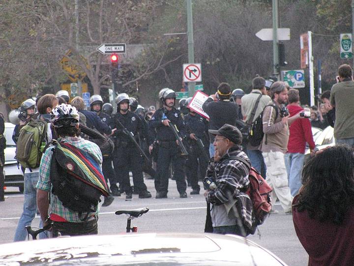 File:Oak oct25 riot-cops 4618.jpg