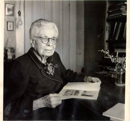 File:Botanist Alice Eastwood april 21 1953 AAD-2771.jpg