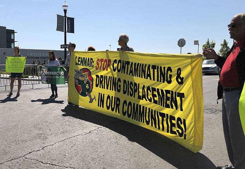 File:Hunters Point protest.jpg