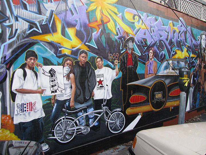 File:Homey lowriders-zoot-frieda-2 0130.jpg