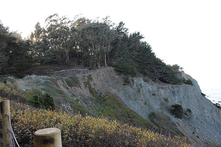 File:Cliff-rail-line-washout-2013 0434.jpg