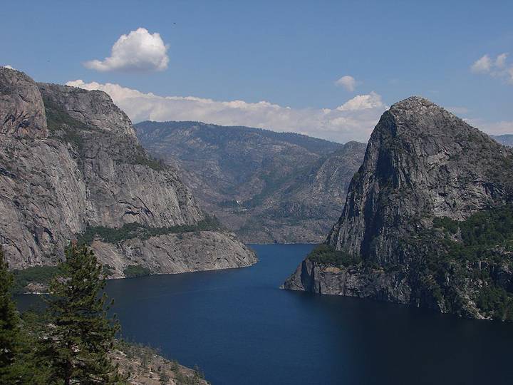 File:Hetch-hetchy 11785957.jpg