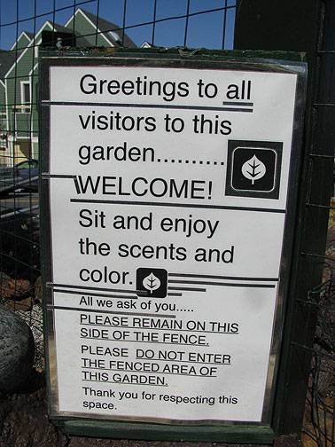 File:Clayton-garden-sign 9976.jpg