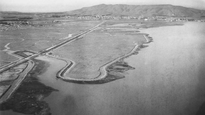 File:Waterfront property east of the Bayshore Highway before airport improvements 1927 pub 2011.032.0021 1.jpg