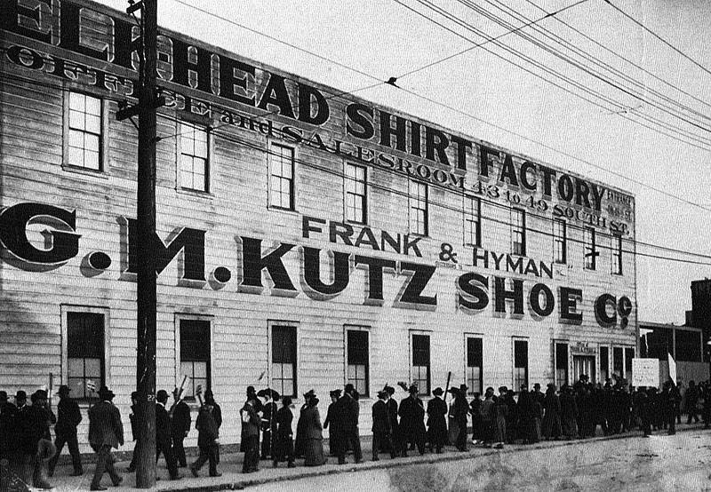 File:Kutz-Shoe-Factory-picket-line-c.-1915-CHS Chamber-of-Commerce-files.jpg