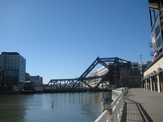 File:3rd St Bridge 2023.JPG