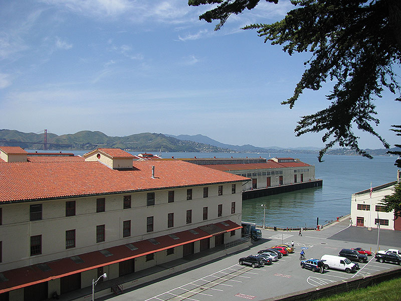 File:Ft-Mason-Bldg-E-and-piers-2010 6703.jpg