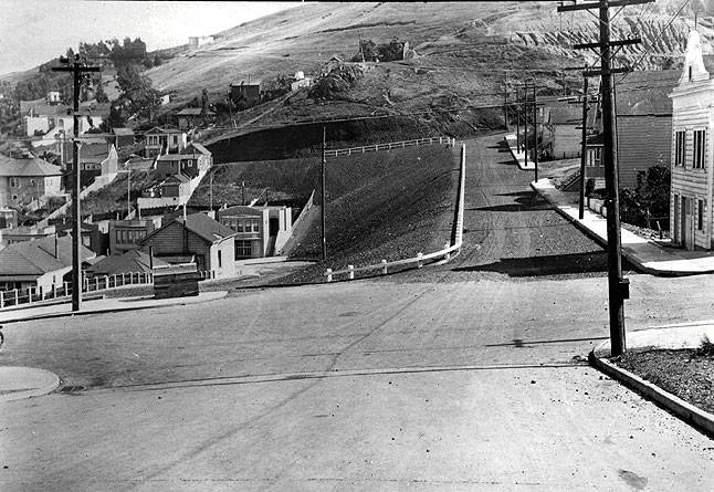 Castro-30th-1927.jpg