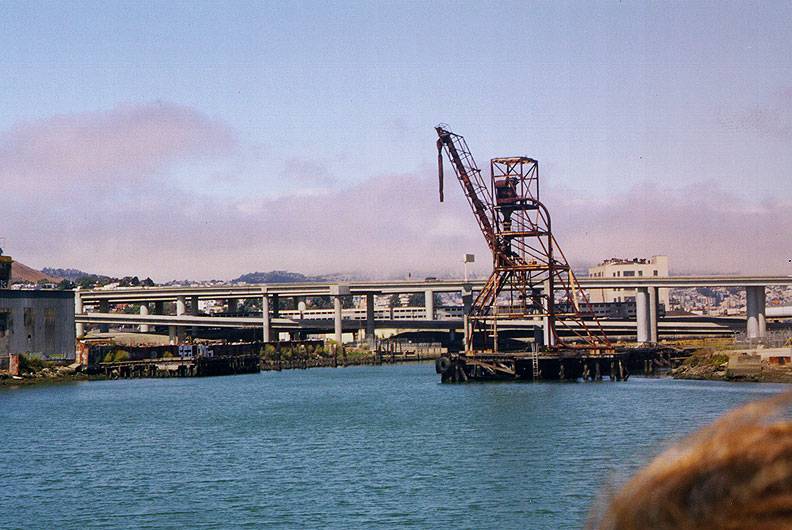 File:Copra-crane.jpg