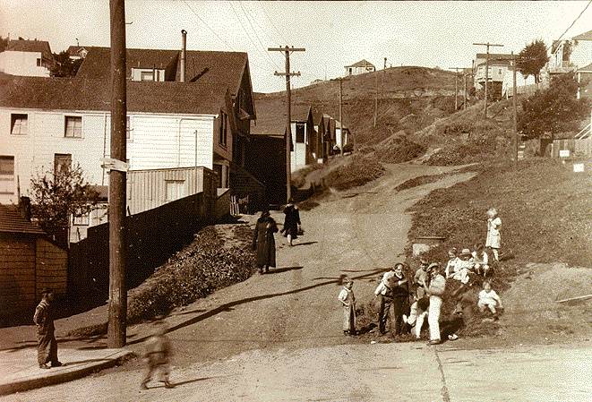 File:Noevaly1$noe-st-1915.jpg