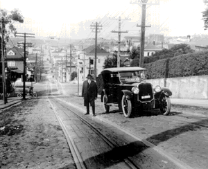 File:Fillmore-hill-w-car-1910.gif