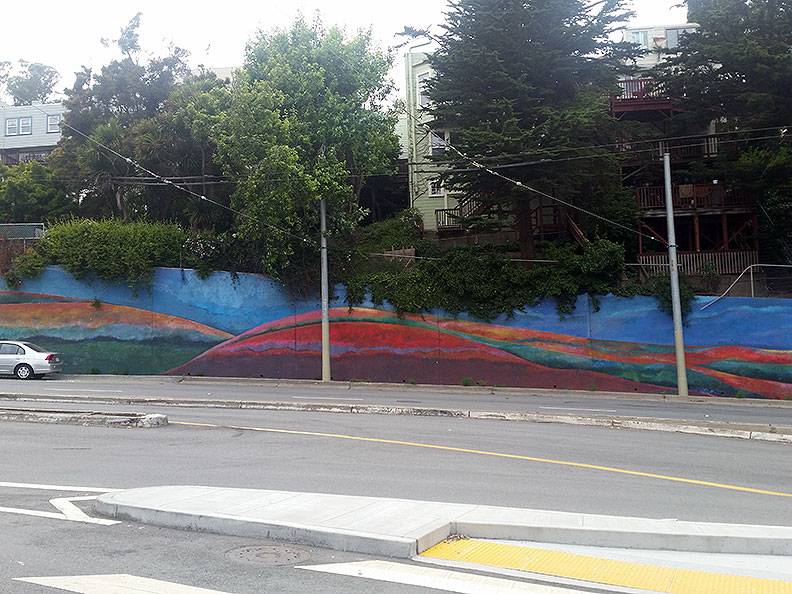 File:Rainbow-mural-on-upper-Market 20170624 183606.jpg