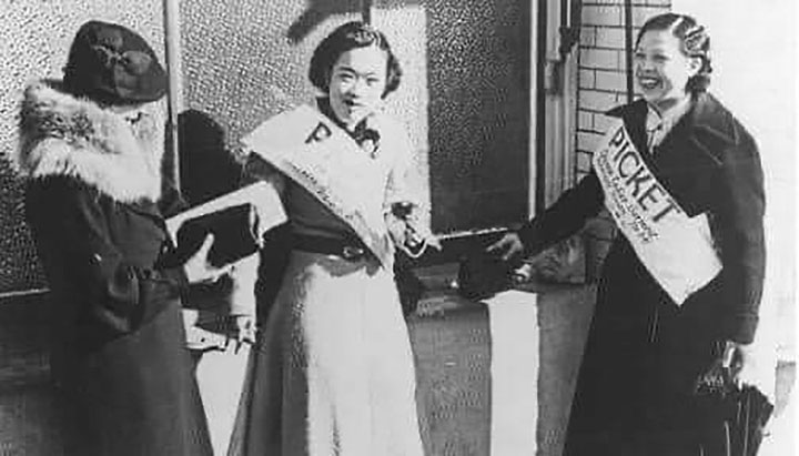 File:1938-ILGWU-pickets.jpg