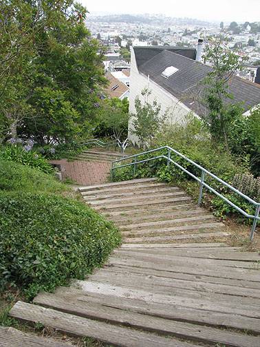File:Saturn-steps 0919.jpg