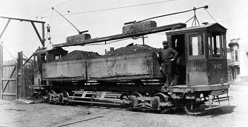 File:Street-sweeping-car-leaves-City-Cleaning-Dept-yard-on-Brannan-betw-7th-and-8th-for-GGP-with-its-aromatic-load URR.jpg