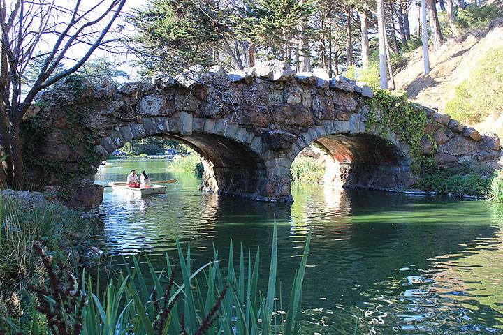 File:1893-bridge-on-Stow-Lake-to-Strawberry-Hill-island 4515.jpg