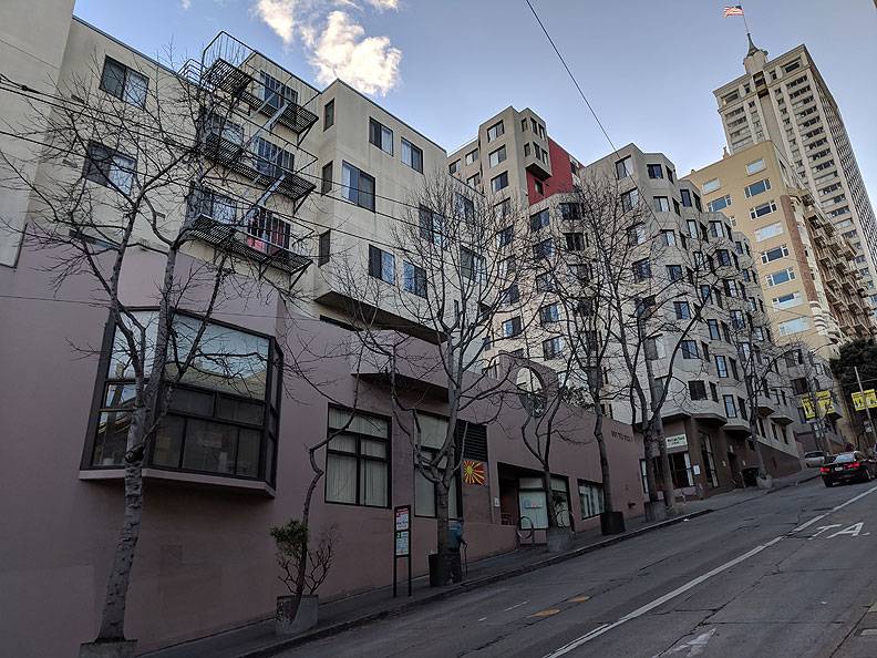 File:Mei-Lun-Yuen-apartments 20190205 162045.jpg