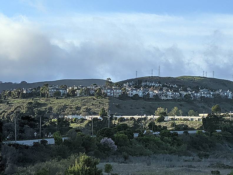 File:SB-Mtn-northeast-ridge-housing 20200126 160310.jpg