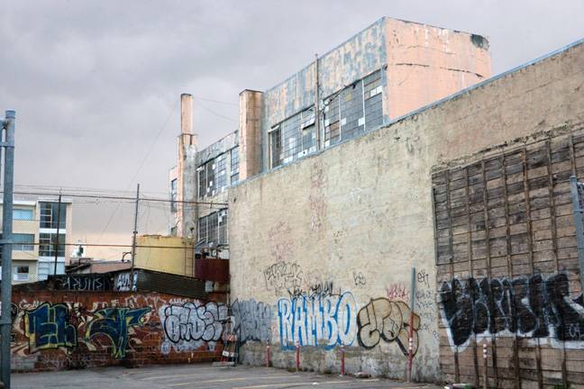 File:Dusk---Harriet-Street.jpg