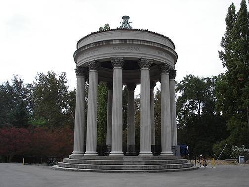 Sunol-water-temple-close7272.jpg