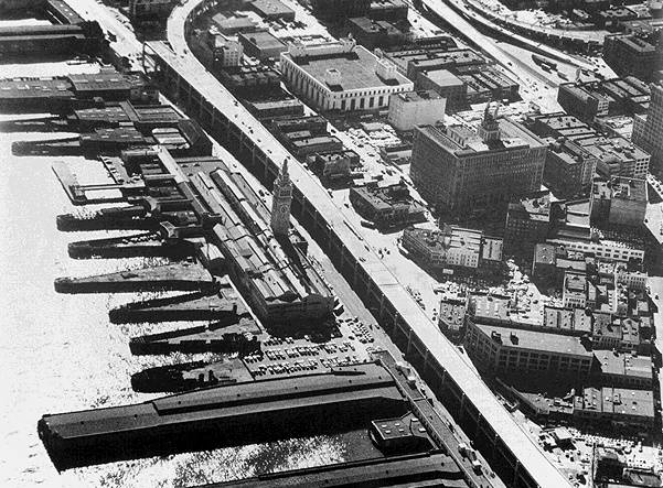 File:Downtwn1$aerial-of-embarcadero-freeway.jpg