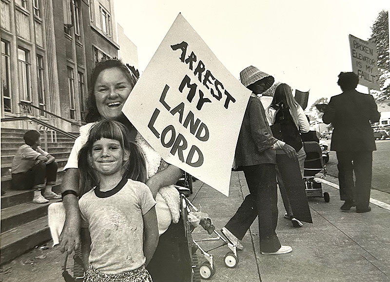 File:14 Judy-Dadek-and-her-daughter-Emily IMG 3856-(W).jpg