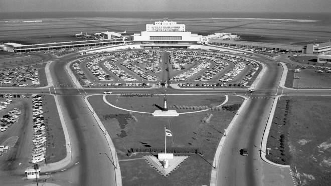 File:San Francisco International Airport 1959 pub 2011.032.0502 copy.jpg