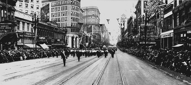 File:Labor-Day-Parade-Sept-7-1925-Market-east-from-6th.jpg