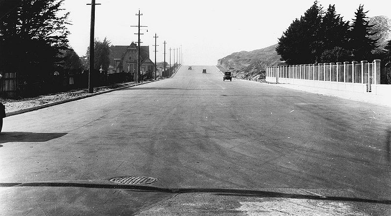 File:Turk-St-west-from-Masonic-Lone-Mtn-College-at-right-Nov-1-1927-SFDPW.jpg