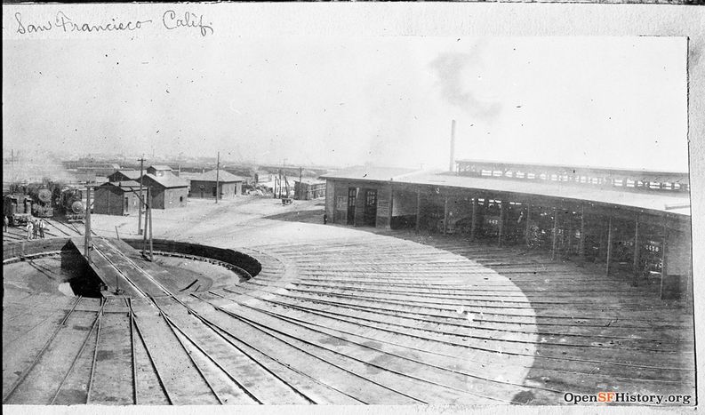 SP roundhouse Mariposa near Minnesota c 1910 wnp33.01022.jpg
