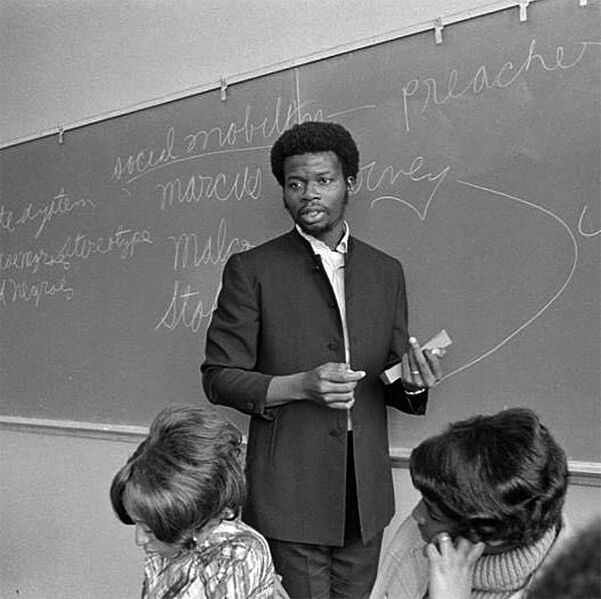 File:George-Murray-BP-Minister-of-Education-and-SFSU-prof-1968 leftinthebay.jpg
