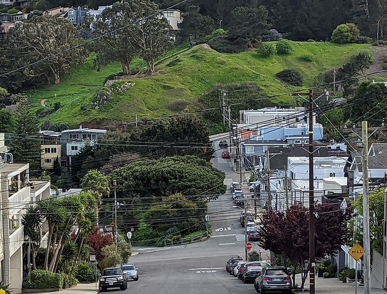 File:30th-and-Castro 20200322 173107.jpg