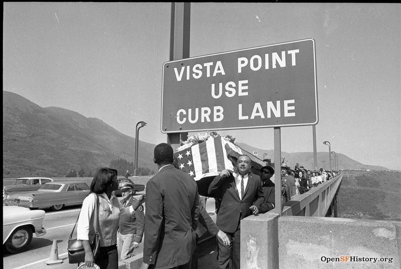 File:Group of marchers protesting murder of Rev. James J. Reeb and police oppression in Selma, Alabama March 15 1965 wnp14.12276.jpg